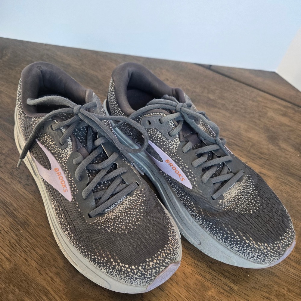 Brooks Ghost Max 2 Womens Running Shoes Grey Lavender 1204201B005 Size 9.5 B